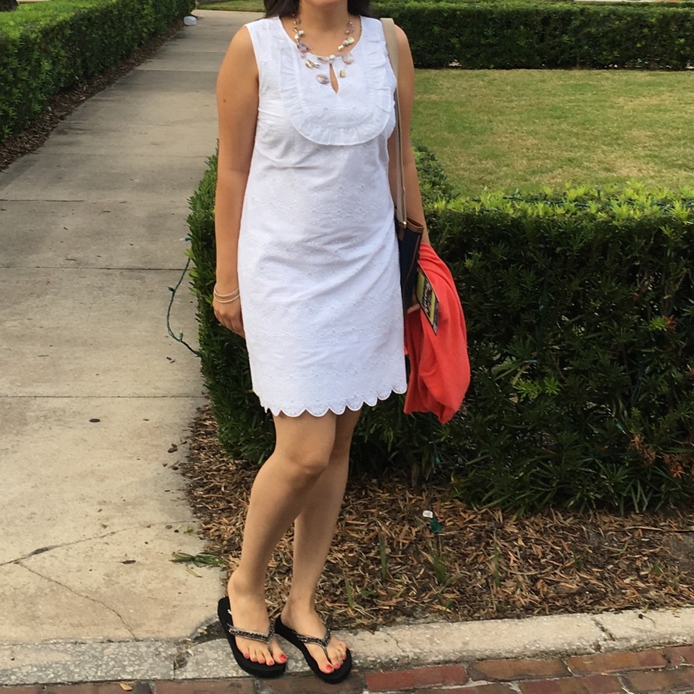 Vineyard vines white cotton eyelet dress